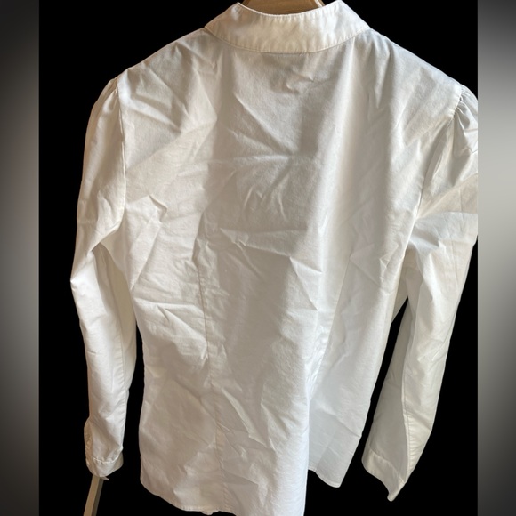 East 5th Top Blouse Large White Button Up Top V-Neck Rosette Trim - Picture 3 of 4